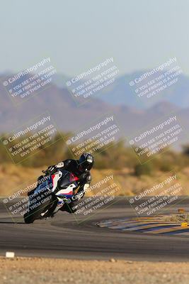 media/Dec-09-2023-SoCal Trackdays (Sat) [[76a8ac2686]]/Turn 15 Set 2 (245pm)/